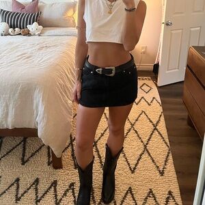 black mini skirt